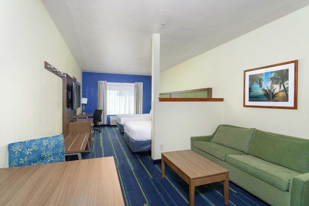 Triple Play Resort Hotel & Suites Hayden エクステリア 写真