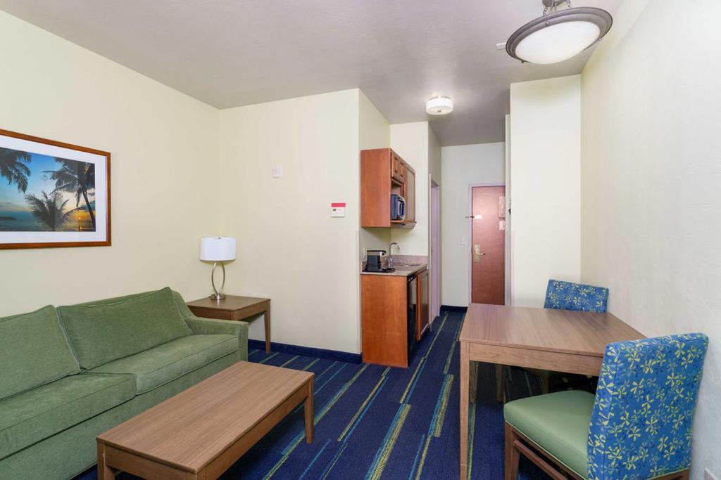 Triple Play Resort Hotel & Suites Hayden エクステリア 写真