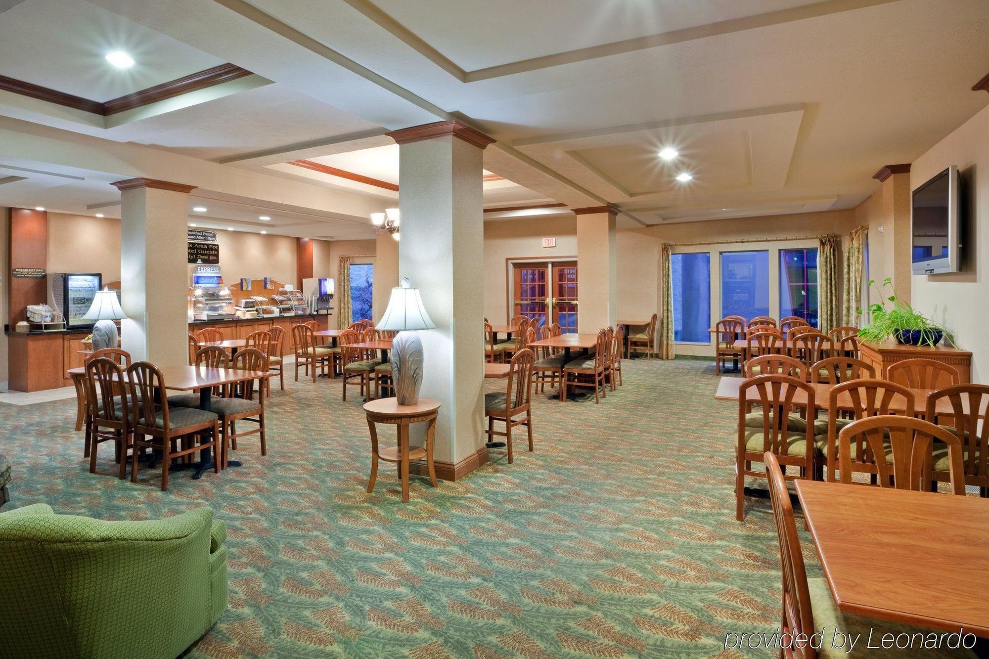 Triple Play Resort Hotel & Suites Hayden レストラン 写真